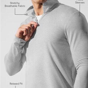 ALO Yoga Gray Long Sleeve Tee